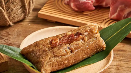 男子吃2个肉粽，喷射状狂吐鲜血，失血近2000毫升